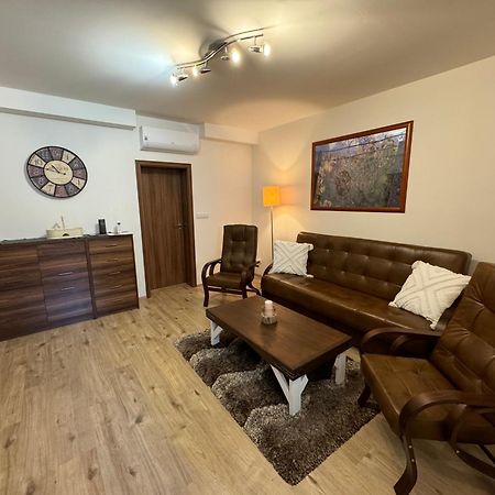 Apartman Rezidence Mikulov Buitenkant foto