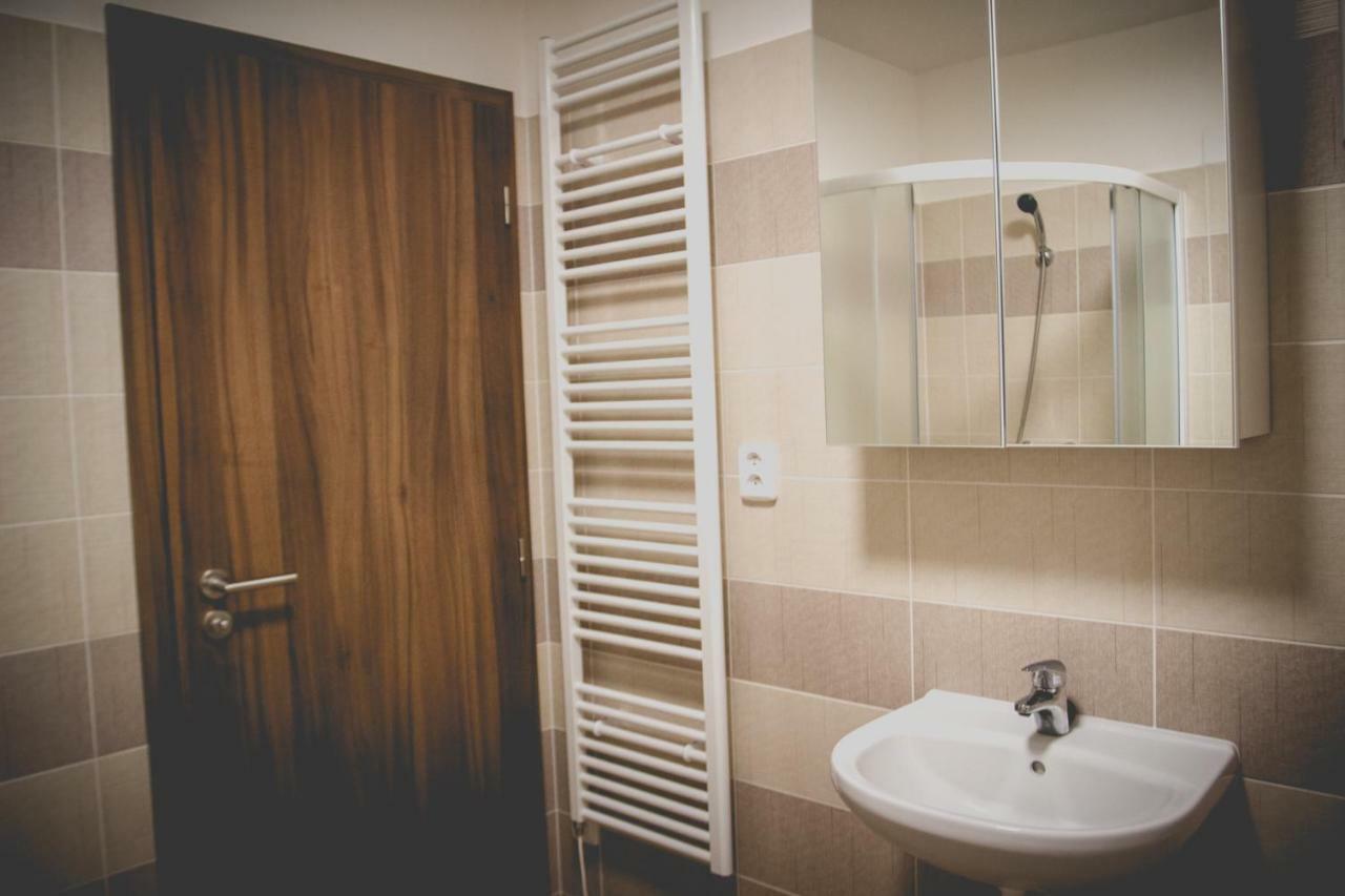 Apartman Rezidence Mikulov Buitenkant foto
