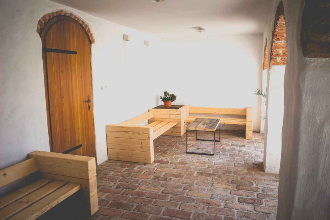 Apartman Rezidence Mikulov Buitenkant foto